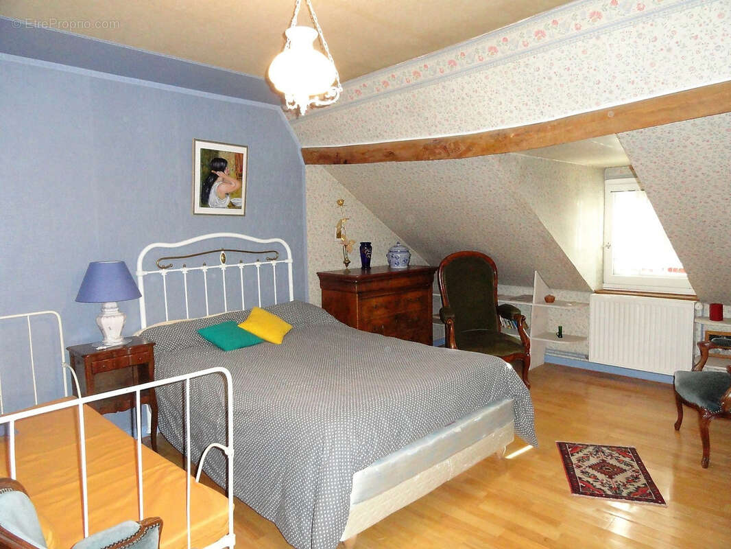 Maison à CHATENOY-EN-BRESSE