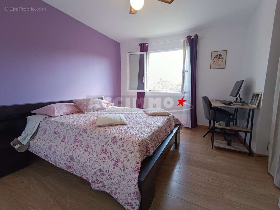 Maison à LABRUGUIERE