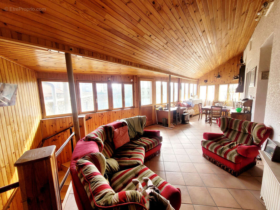 Maison à ROZIER-COTES-D&#039;AUREC