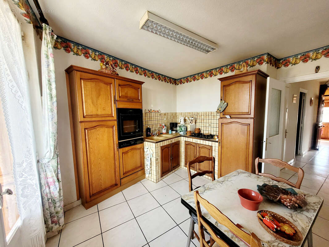 Maison à ROZIER-COTES-D&#039;AUREC