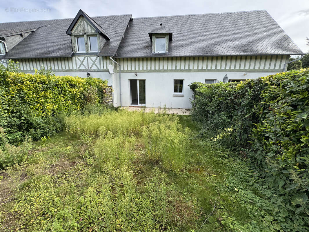 Maison à PENNEDEPIE