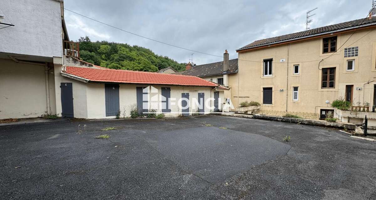 Appartement à AUBIN