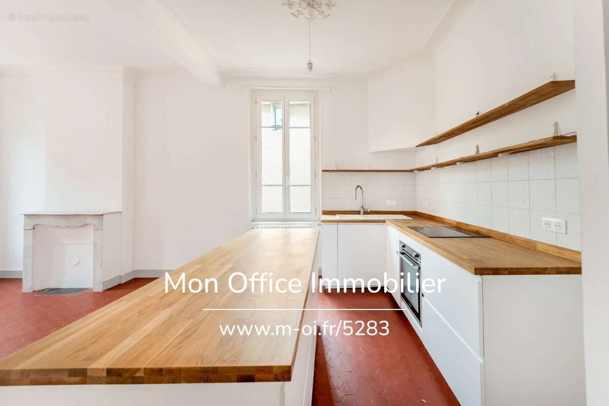 Appartement à AIX-EN-PROVENCE