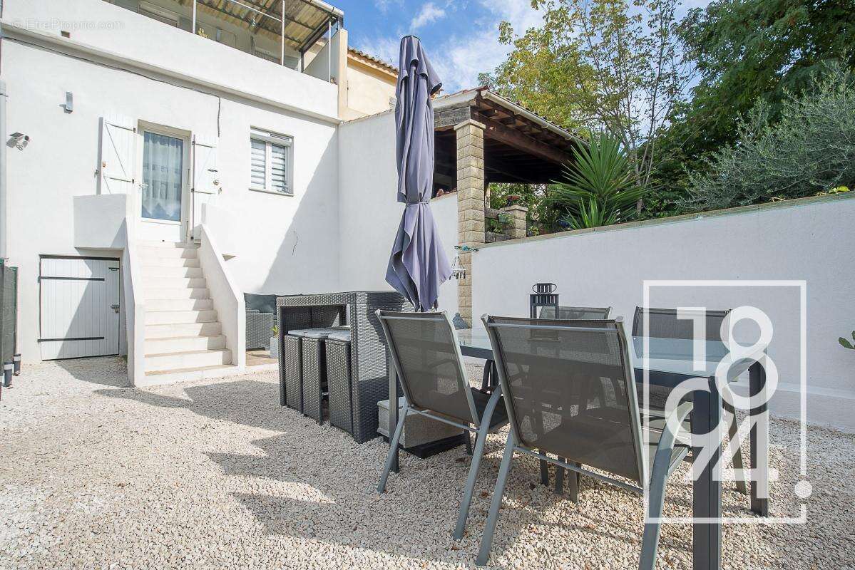 Appartement à PLAN-DE-CUQUES