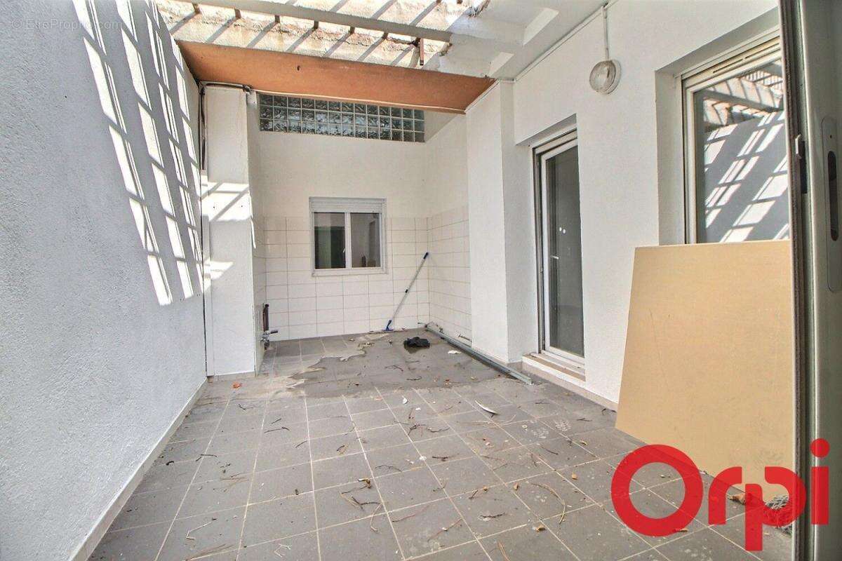 Commerce à MARSEILLE-15E