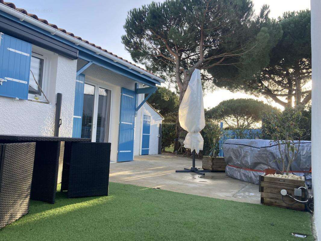 Maison à LES MATHES