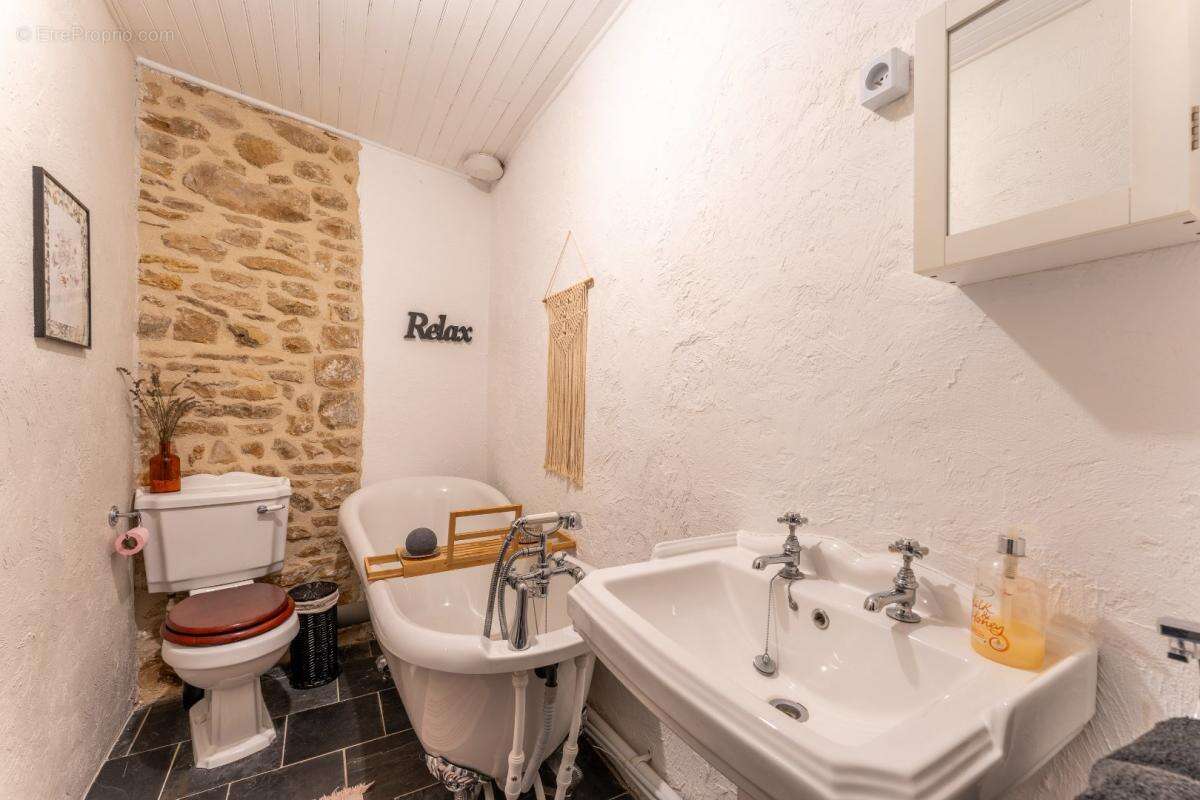 Maison à NANTEUIL-EN-VALLEE