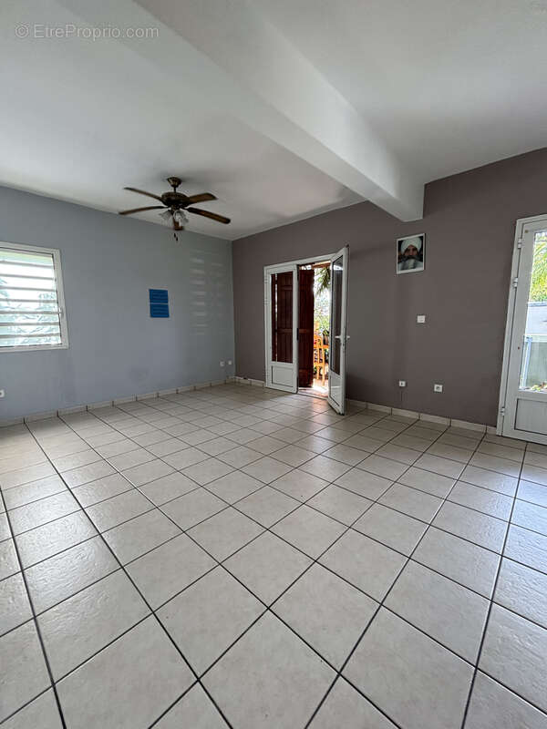 Maison à SAINTE-SUZANNE