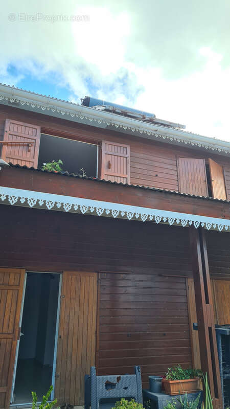 Maison à SAINTE-SUZANNE