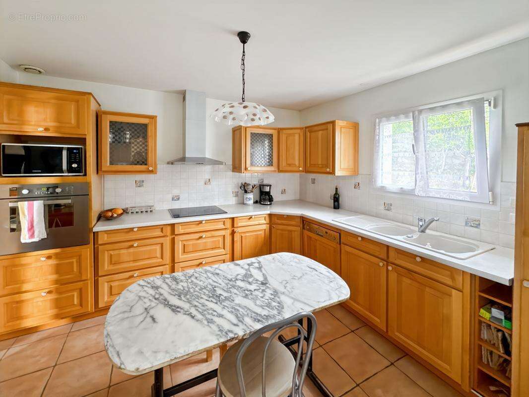 Maison à SAINT-ASTIER