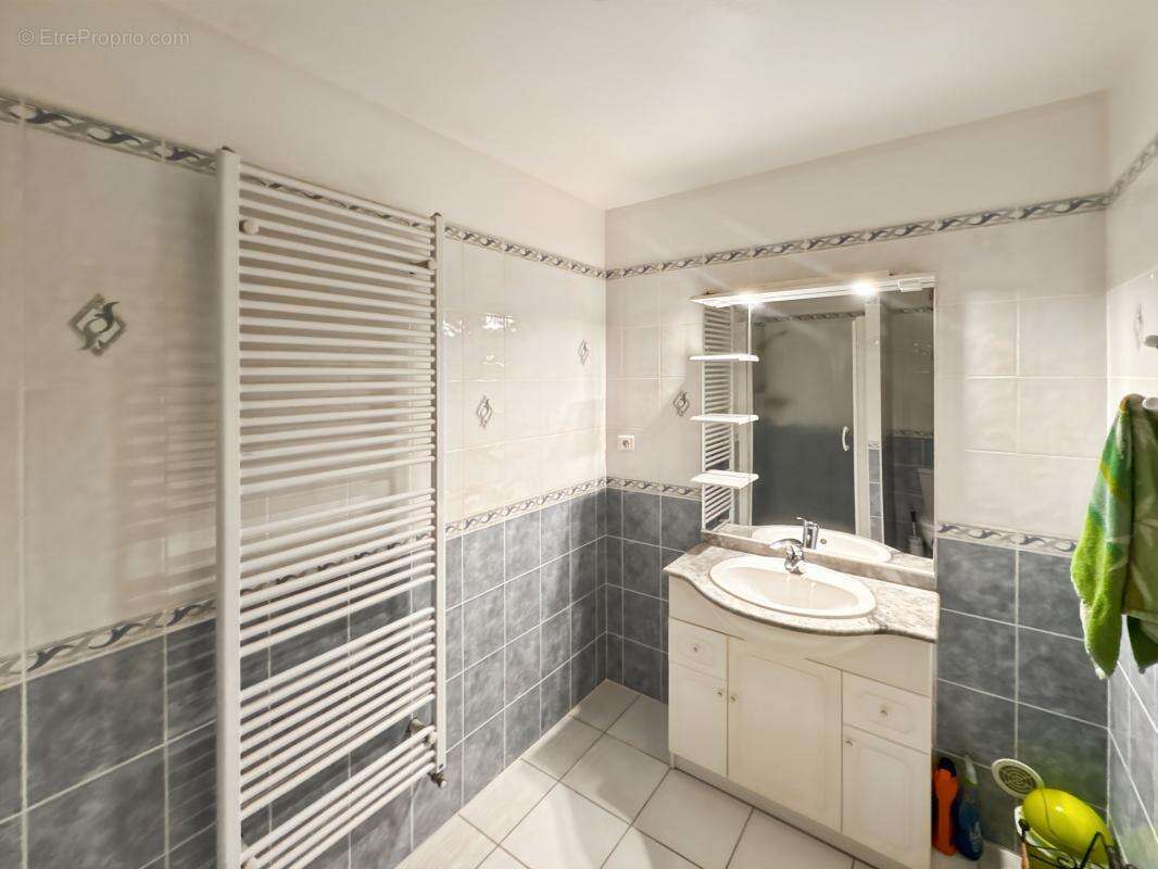 Maison à SAINT-ASTIER