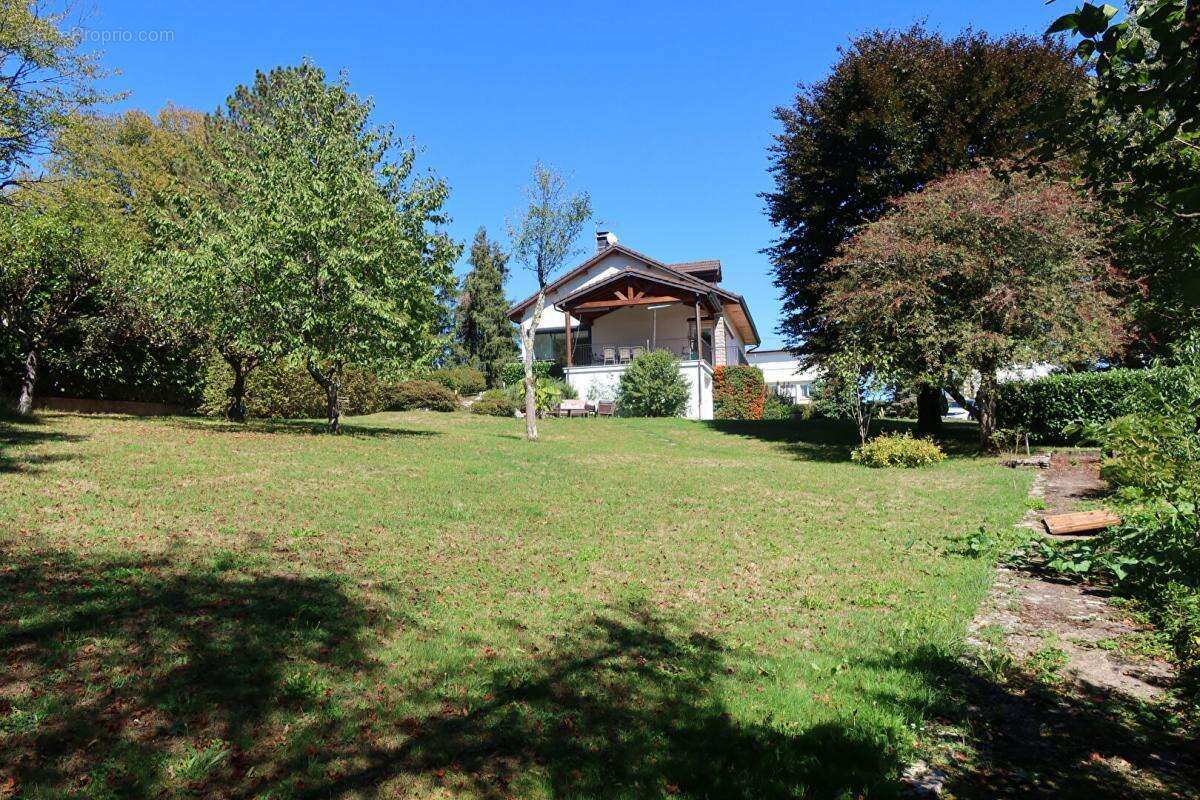 Maison à GRANDFONTAINE