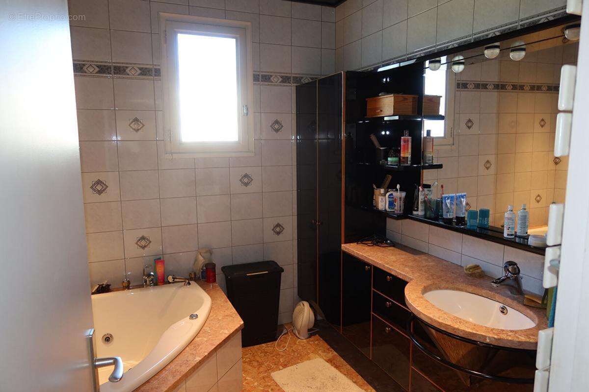 Maison à GRANDFONTAINE