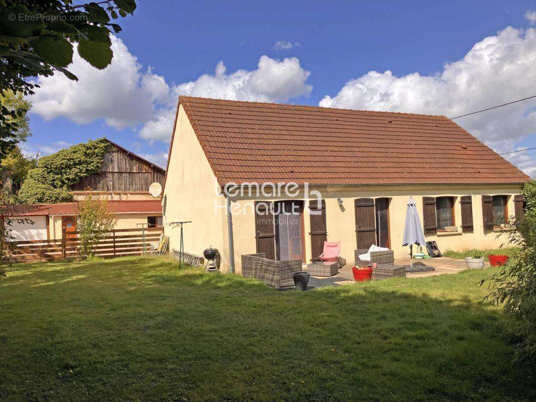 Maison à ECLUZELLES