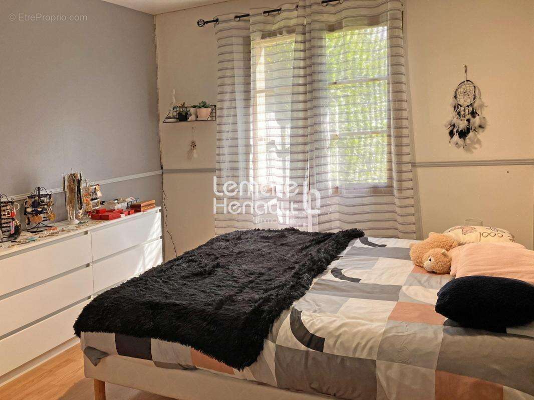 Maison à ECLUZELLES