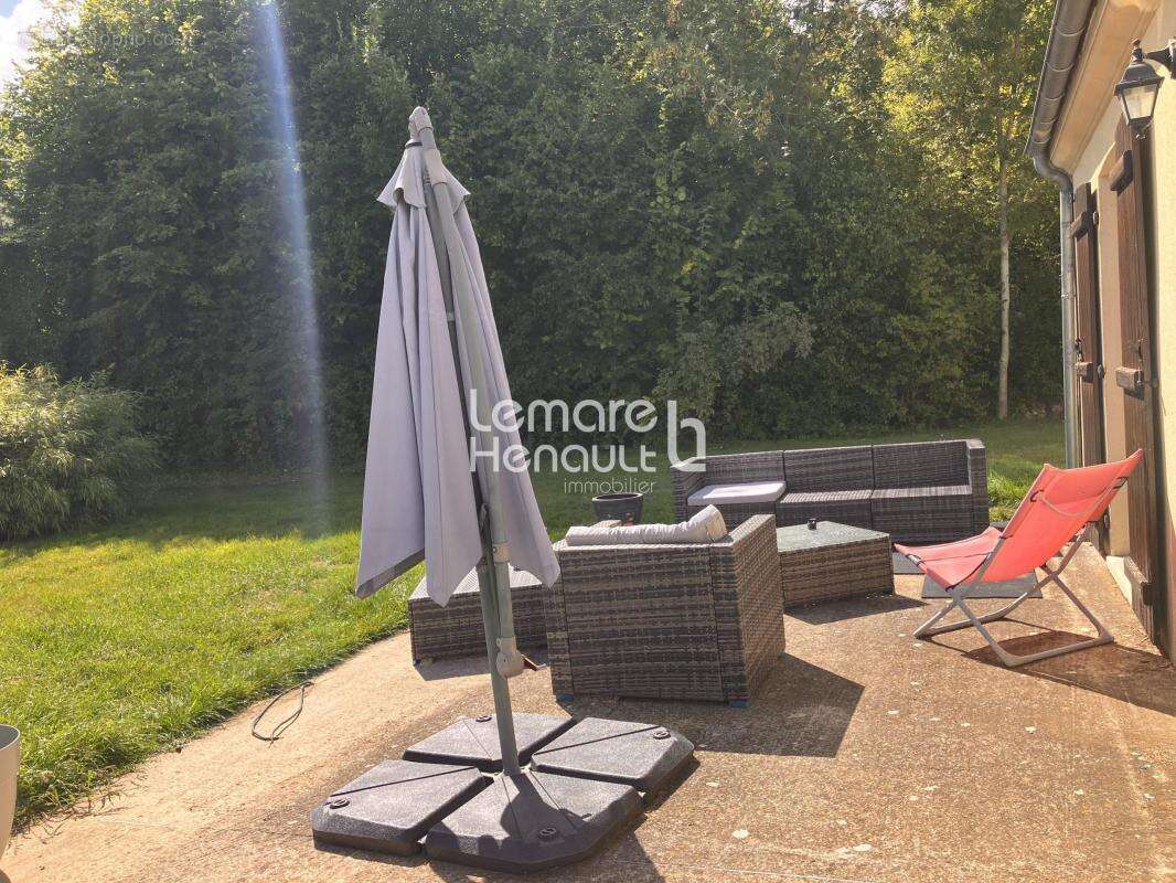 Maison à ECLUZELLES