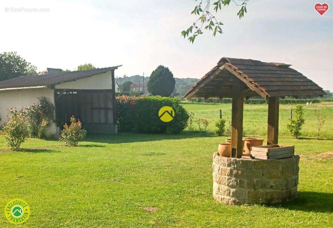 Maison à MOURIOUX-VIEILLEVILLE