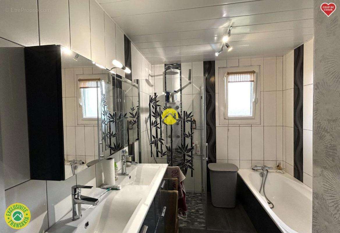 Maison à MOURIOUX-VIEILLEVILLE