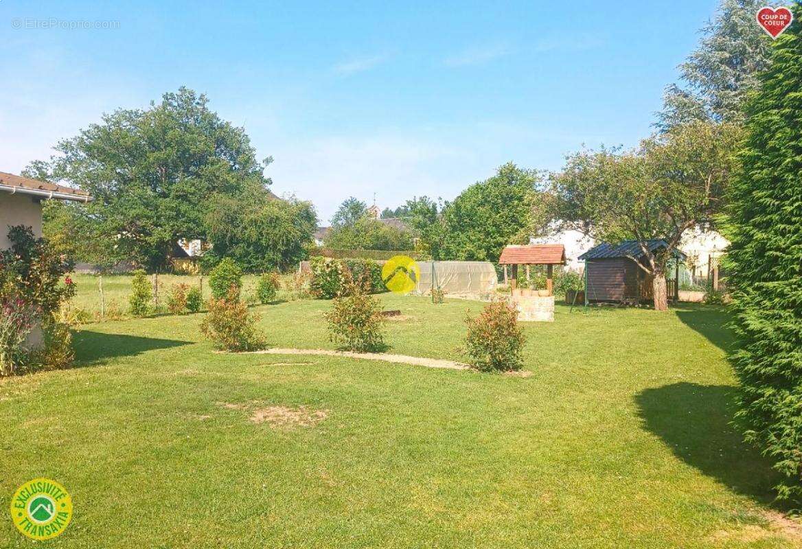 Maison à MOURIOUX-VIEILLEVILLE