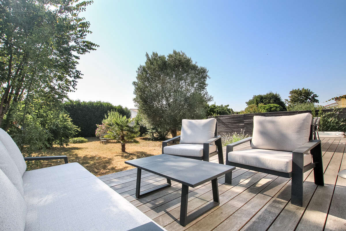 Maison à SAINT-AGNANT