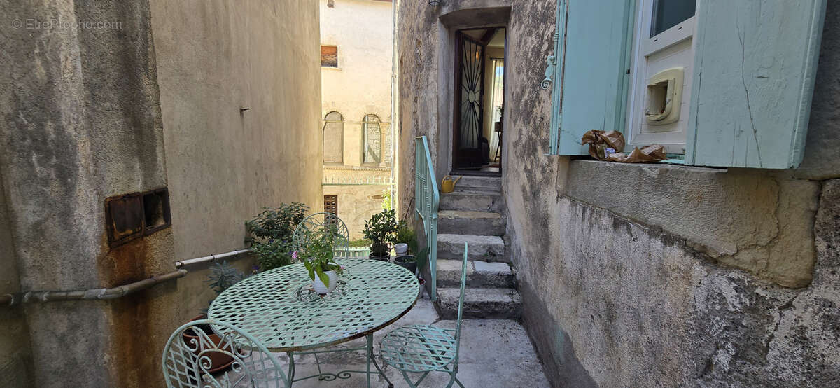 Maison à VILLEMAGNE-L&#039;ARGENTIERE