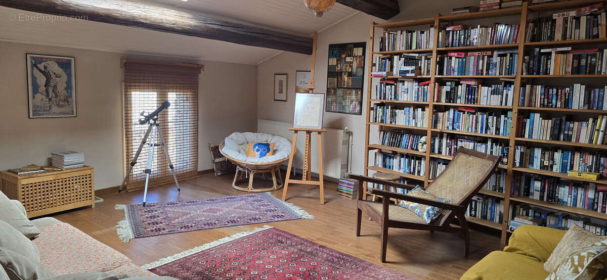 Maison à VILLEMAGNE-L&#039;ARGENTIERE