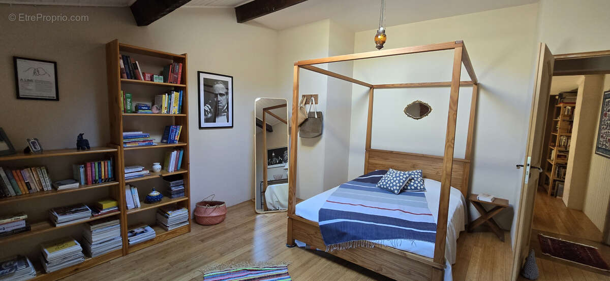 Maison à VILLEMAGNE-L&#039;ARGENTIERE