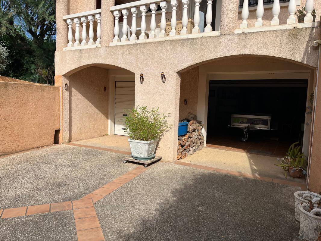 Maison à VILLEVEYRAC