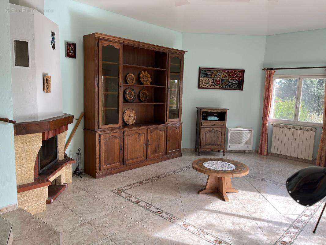 Maison à VILLEVEYRAC