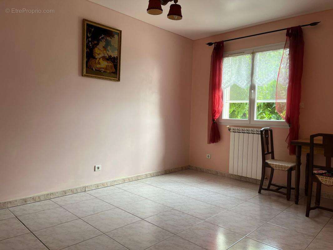 Maison à VILLEVEYRAC