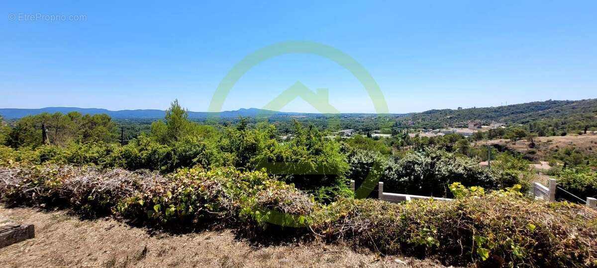 Terrain à SAINT-AMBROIX