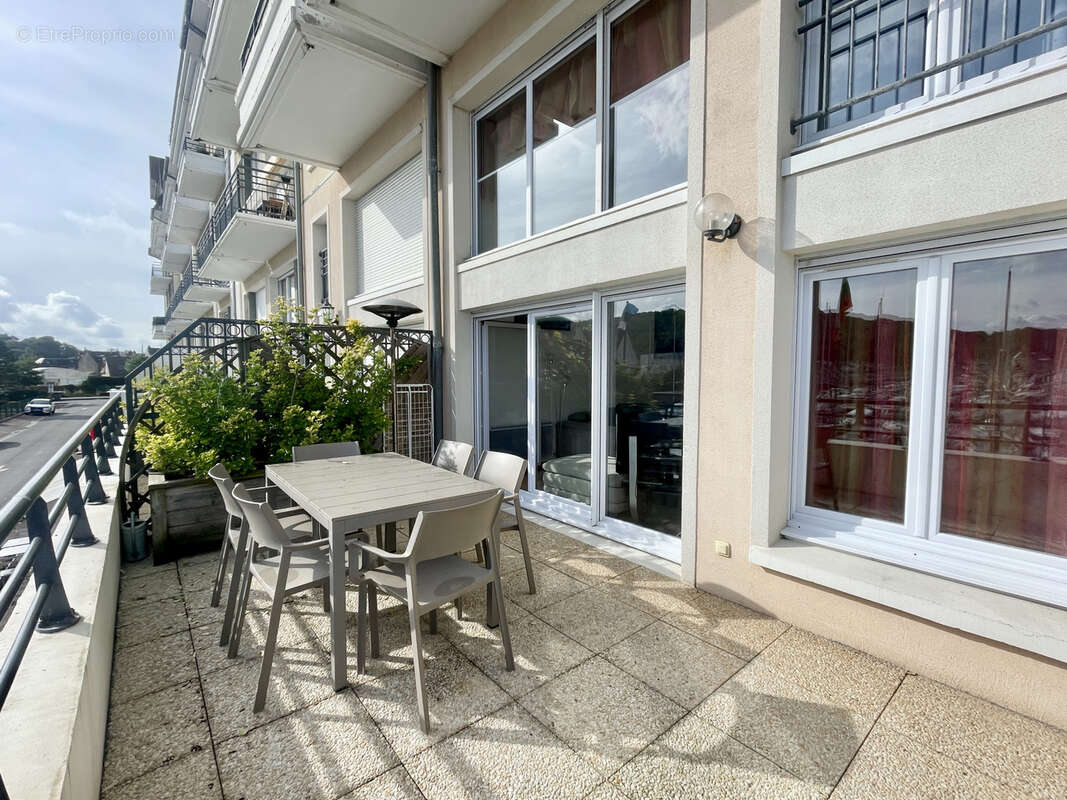 Appartement à DIVES-SUR-MER