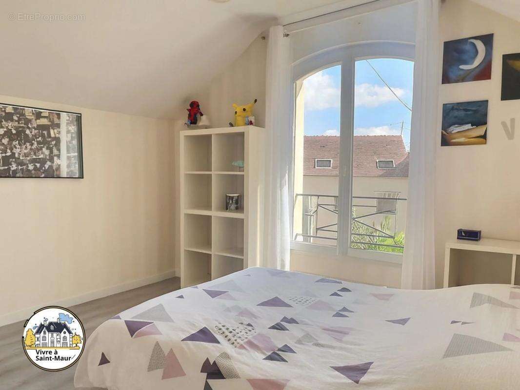 Maison à SAINT-MAUR-DES-FOSSES