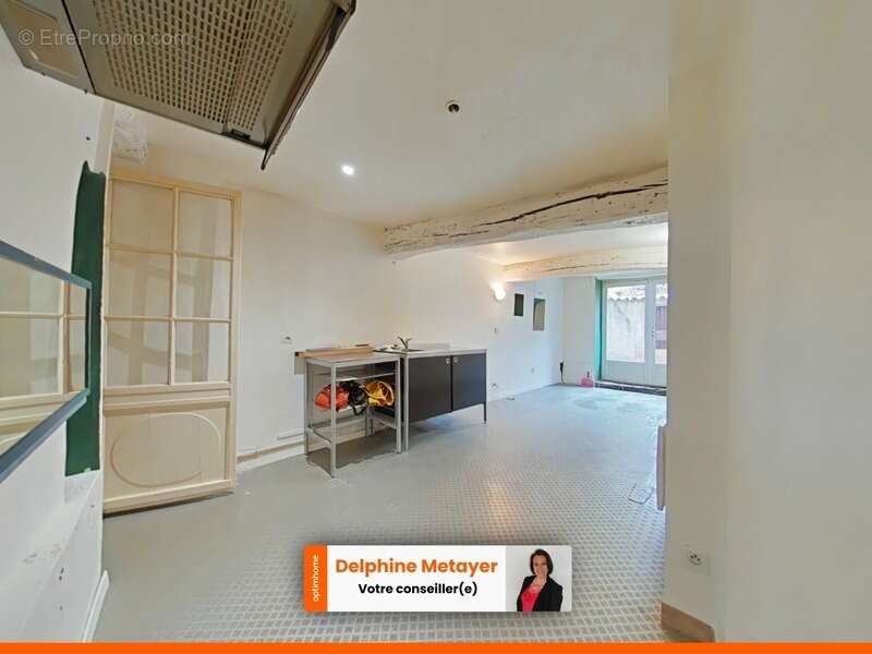 Appartement à COTIGNAC