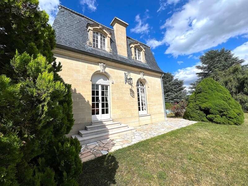 Maison à RAMBOUILLET