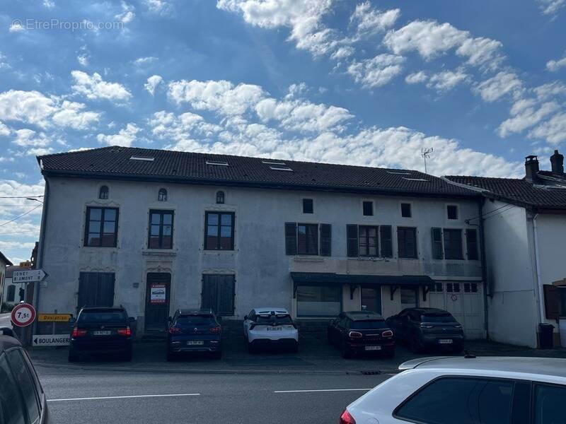 Appartement à AVRICOURT