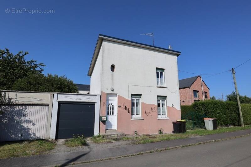 Maison à SAINS-DU-NORD