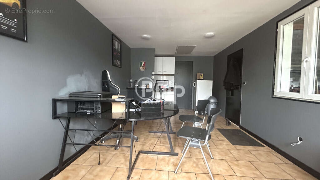 Autre à FOUQUIERES-LES-LENS