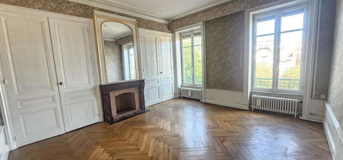 Appartement à VILLEFRANCHE-SUR-SAONE