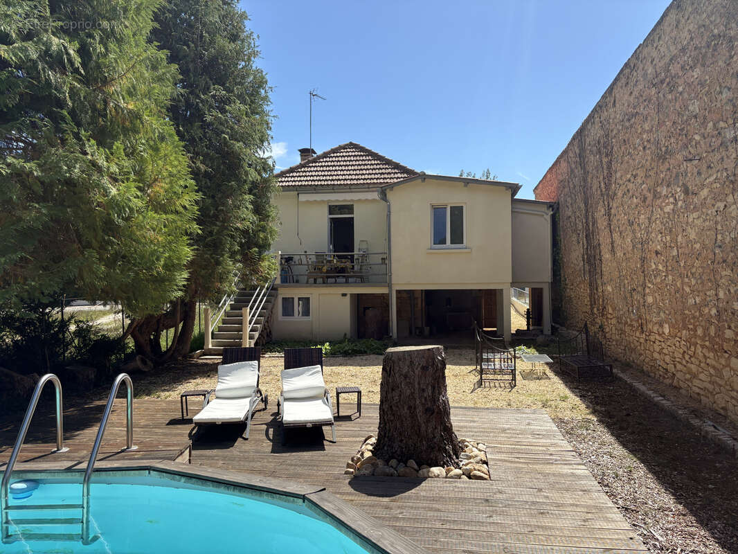 Maison à SAUVETERRE-LA-LEMANCE