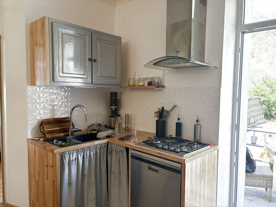 Maison à SAUVETERRE-LA-LEMANCE