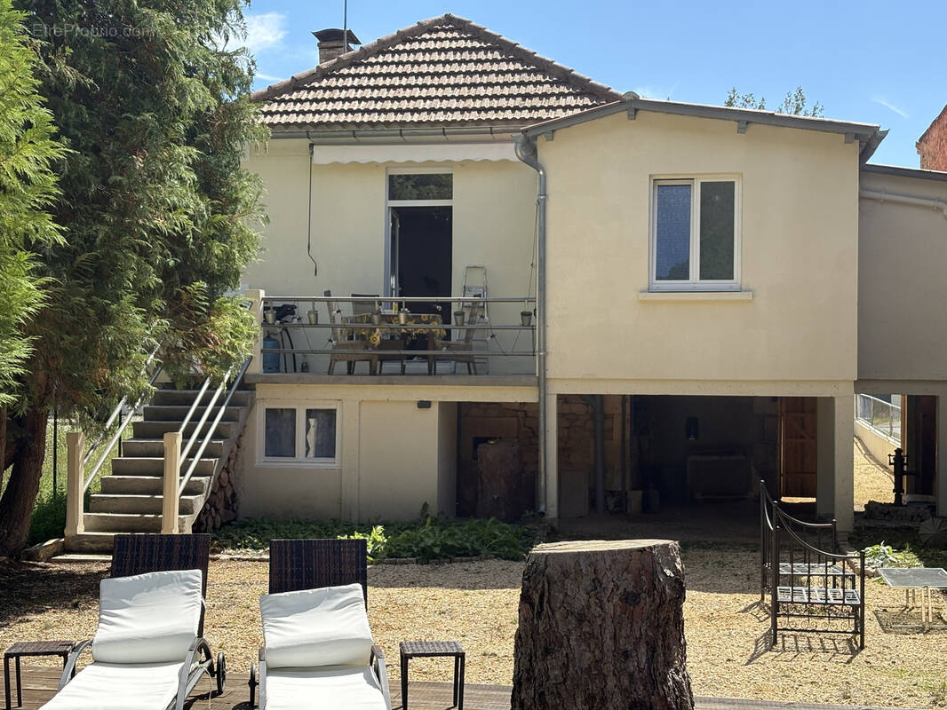 Maison à SAUVETERRE-LA-LEMANCE