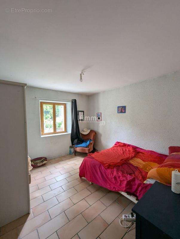 Maison à LONGUEVILLE