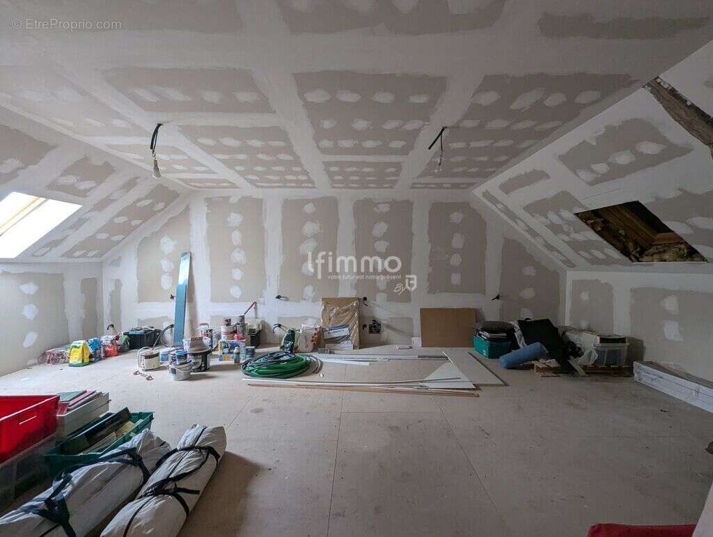 Maison à LONGUEVILLE