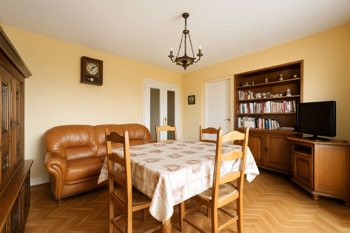 Appartement à ARPAJON-SUR-CERE