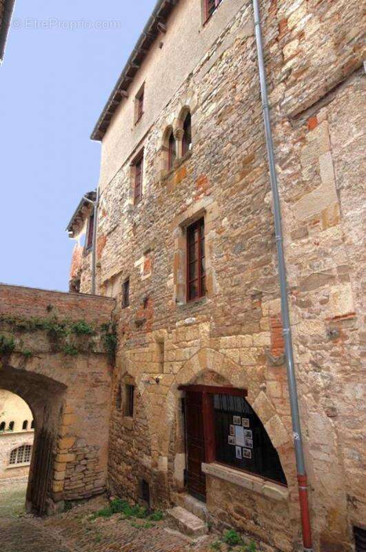 Maison à CORDES-SUR-CIEL