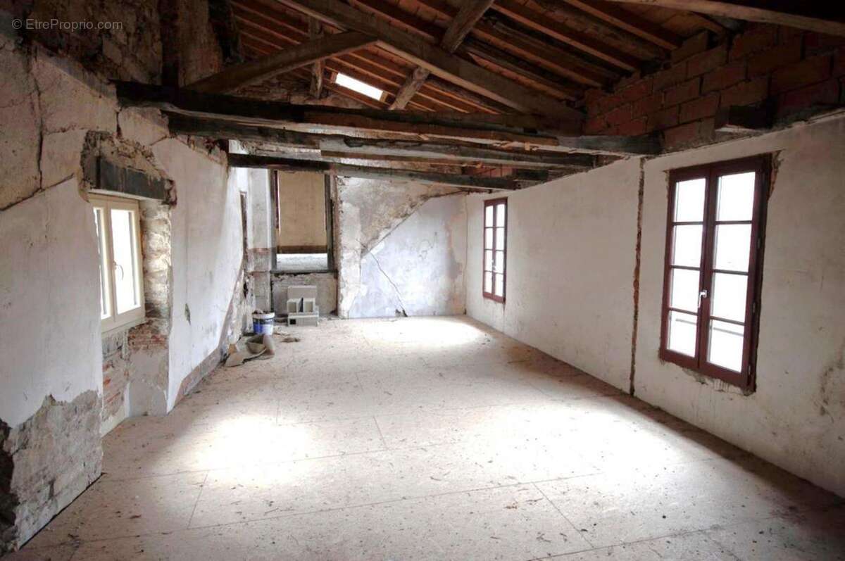 Maison à CORDES-SUR-CIEL