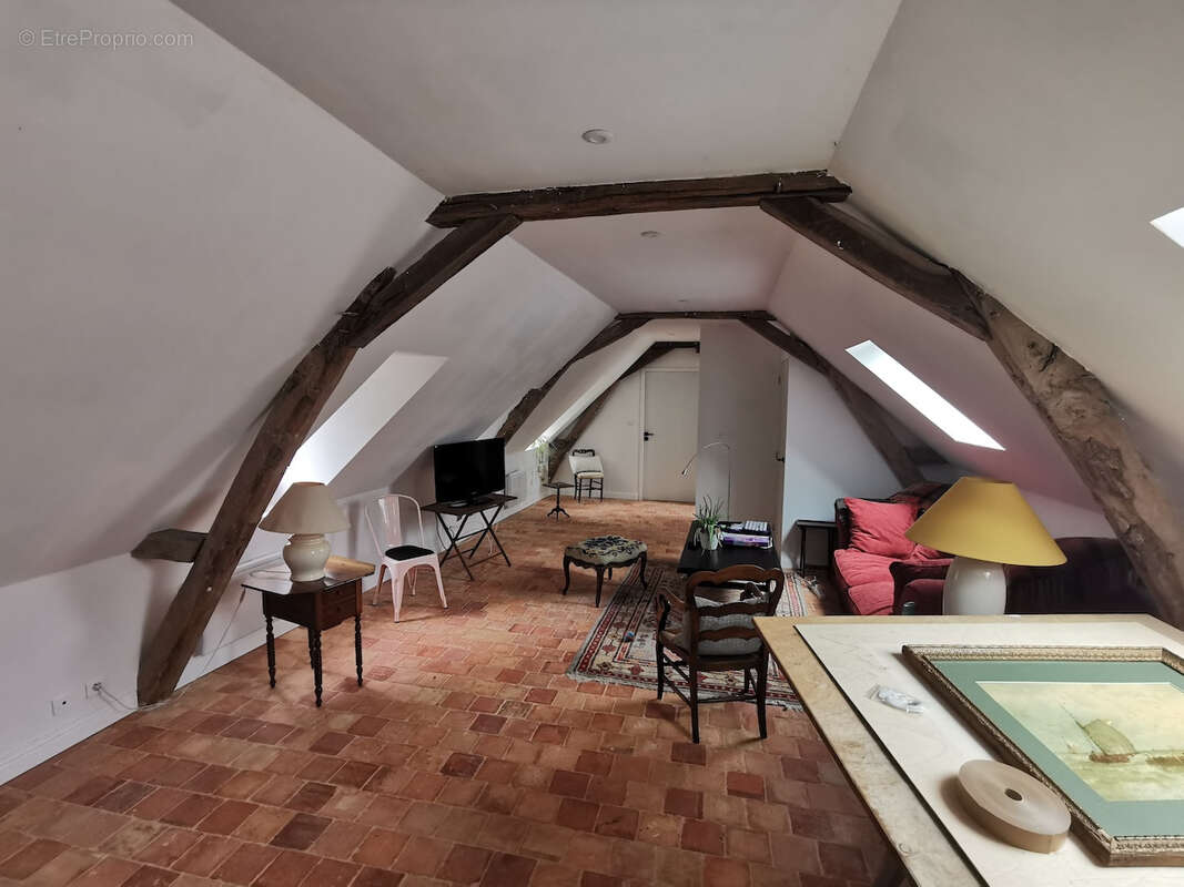 Maison à VARENNES-SUR-LOIRE