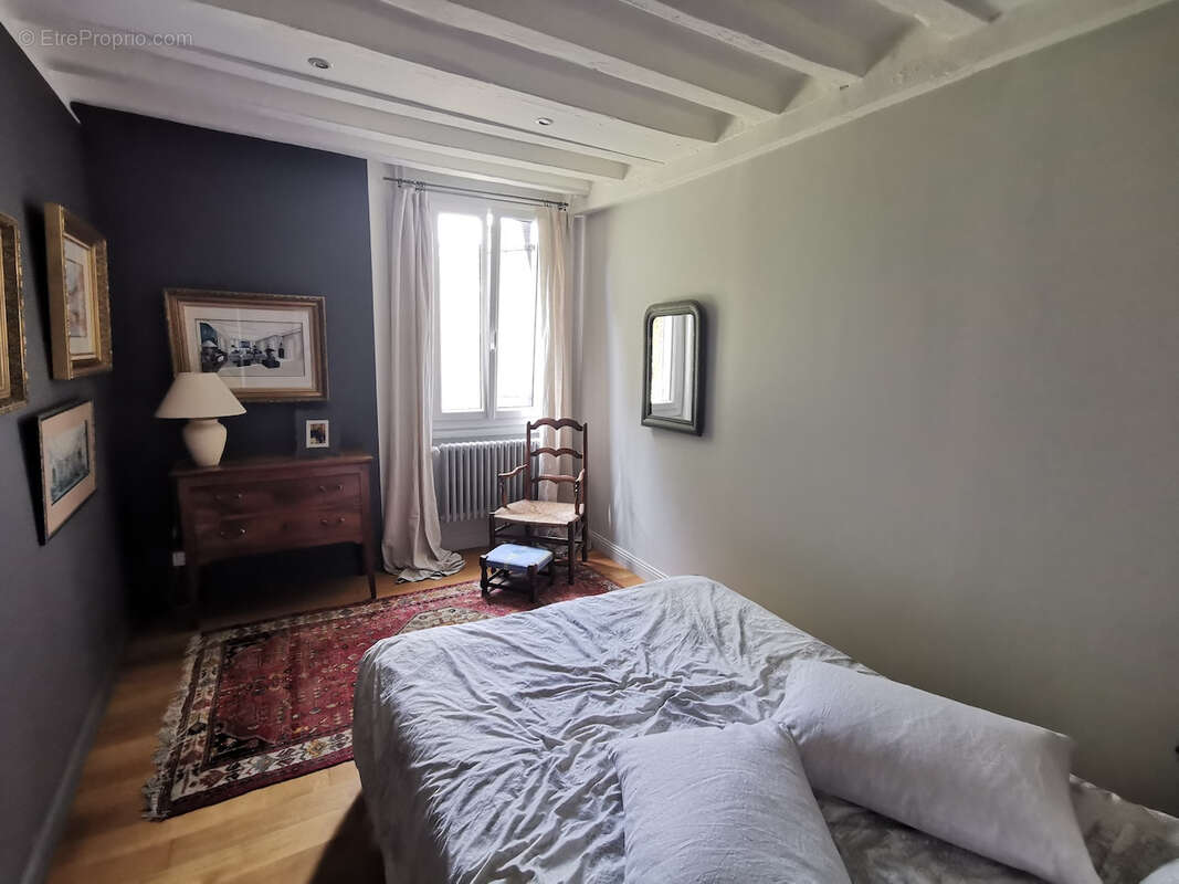 Maison à VARENNES-SUR-LOIRE