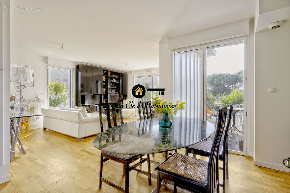 Appartement à BORDEAUX